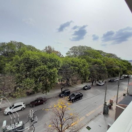 Departamento Centrico Plaza Alvarado Con Cochera Salta Exteriör bild