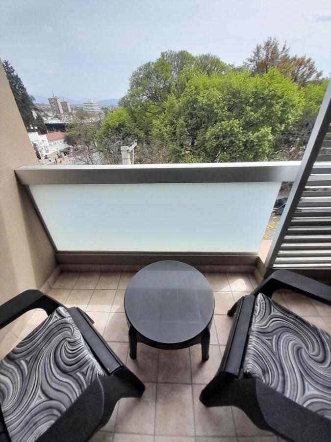 Departamento Centrico Plaza Alvarado Con Cochera Salta Exteriör bild