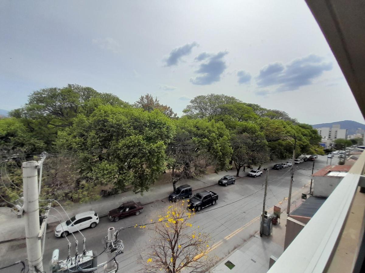 Departamento Centrico Plaza Alvarado Con Cochera Salta Exteriör bild