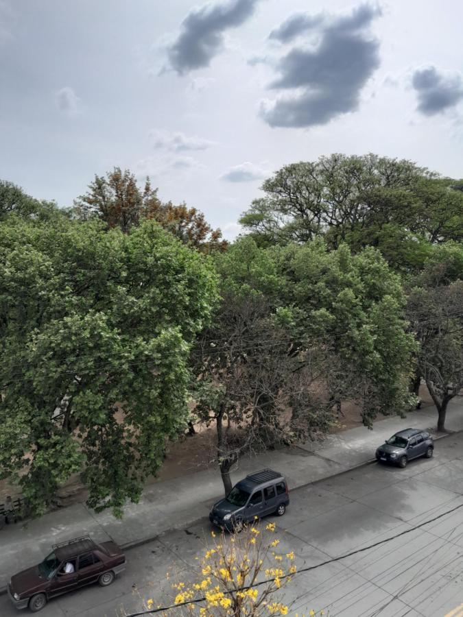 Departamento Centrico Plaza Alvarado Con Cochera Salta Exteriör bild